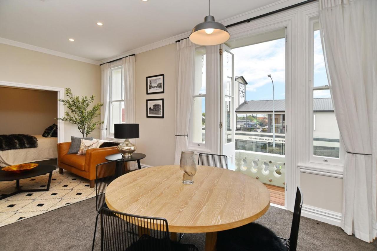 Luxury 1 - Bookahome Apartment
