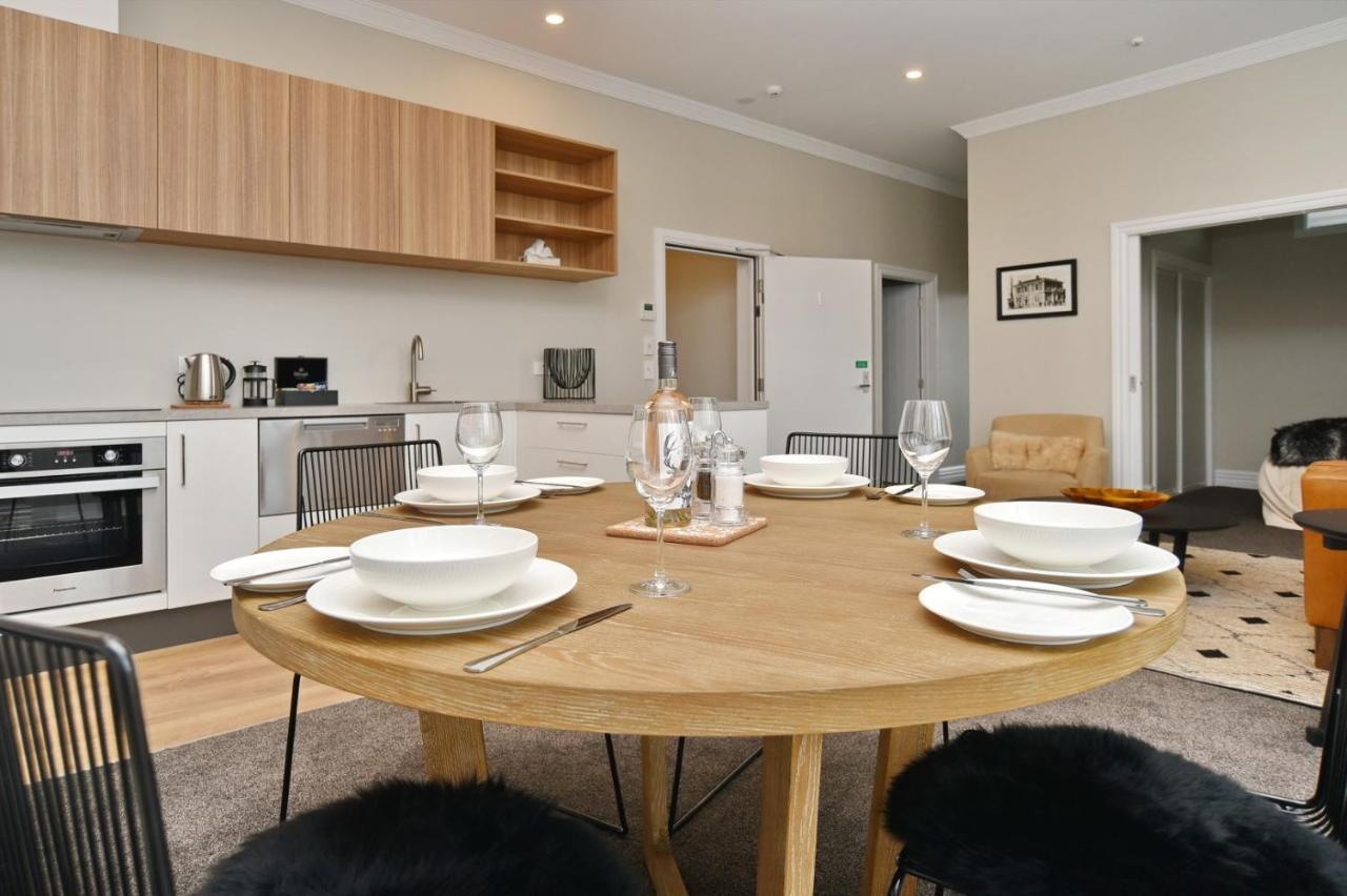 Luxury 1 - Bookahome Apartment